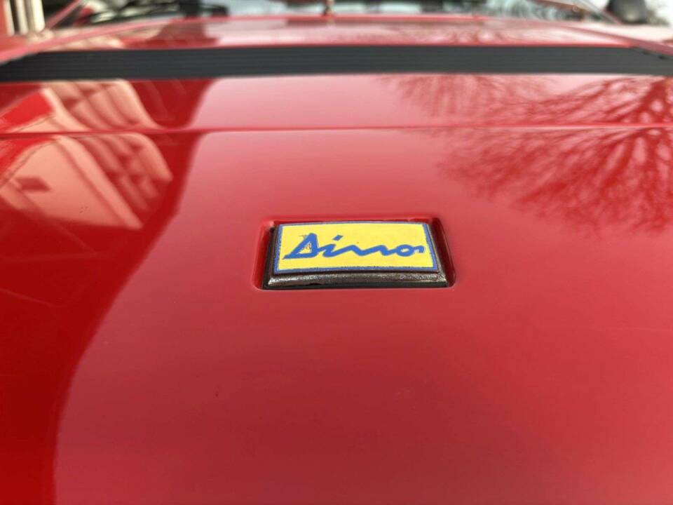 Bild 18/20 von Ferrari Dino 208 GT4 (1975)