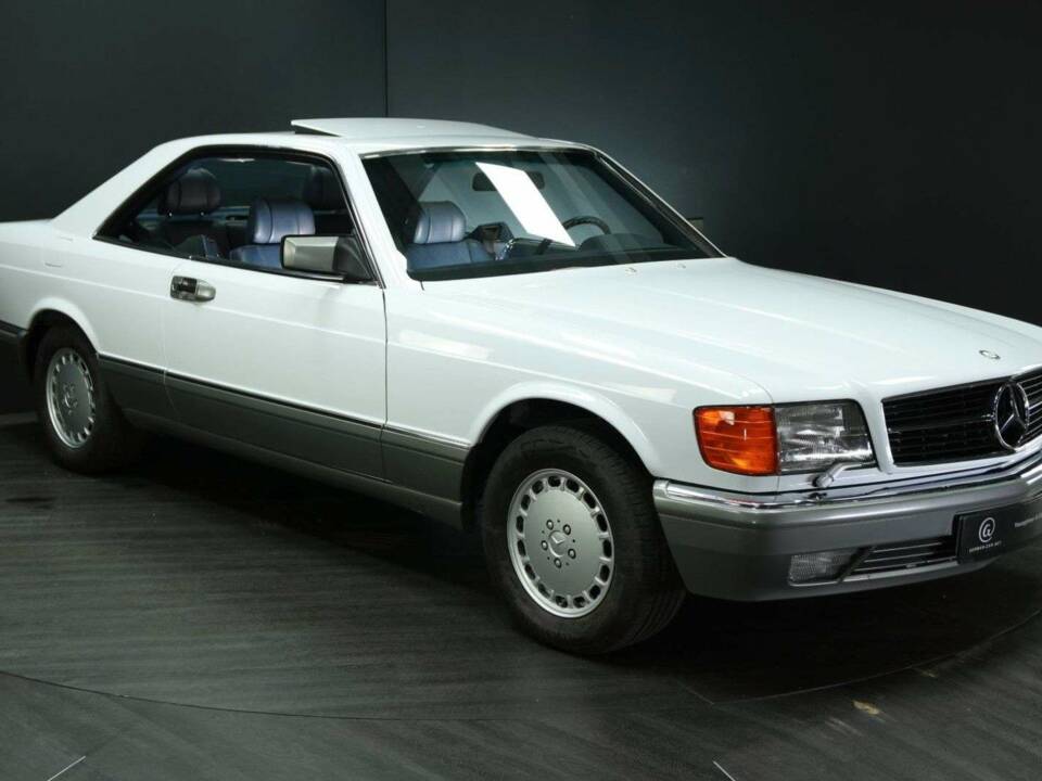 Bild 7/50 von Mercedes-Benz 560 SEC (1988)