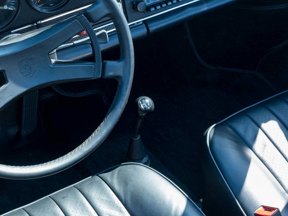 Bild 25/39 von Porsche 911 2.2 T (1971)