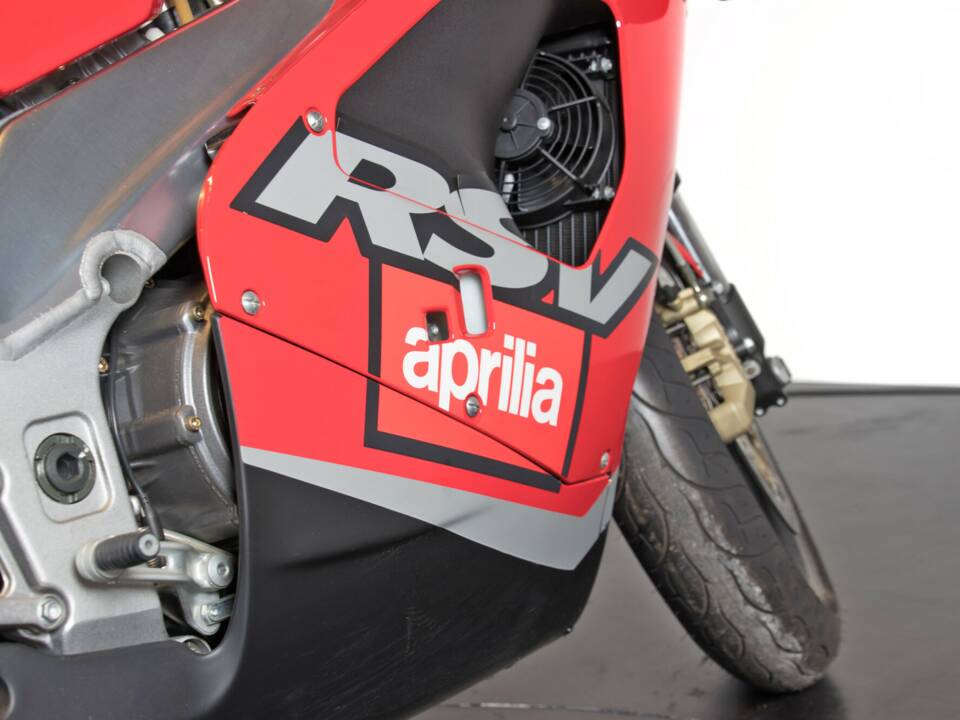 Bild 8/21 von Aprilia DUMMY (2000)