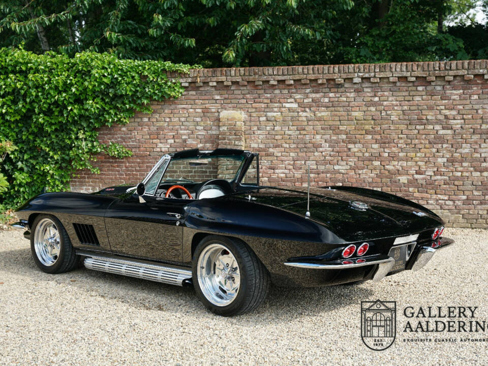 Immagine 16/50 di Chevrolet Corvette Sting Ray Convertible (1964)