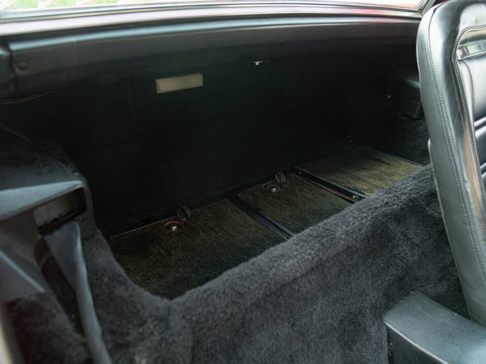 Image 36/50 of Chevrolet Corvette Stingray (1972)