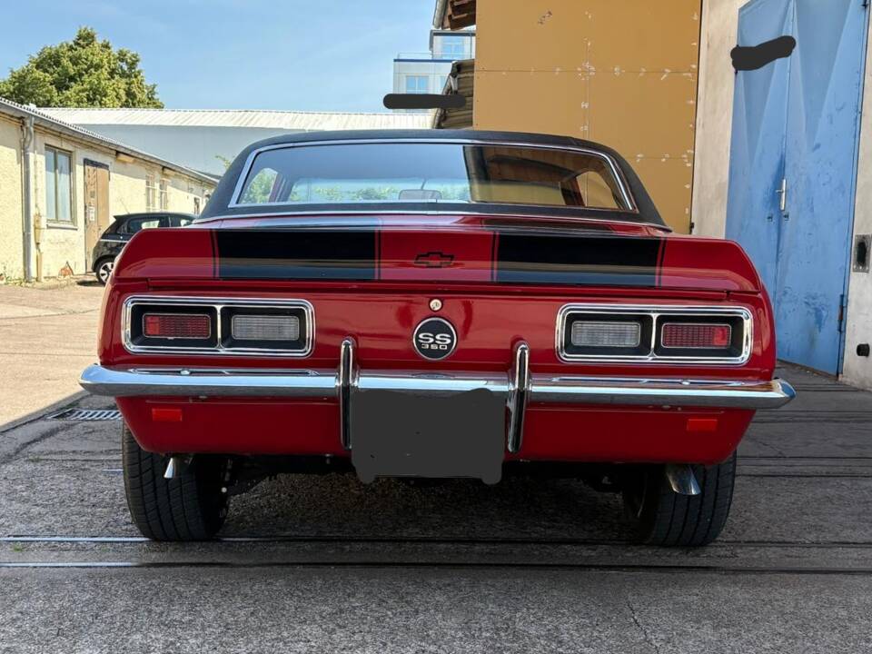 Image 14/19 of Chevrolet Camaro (1968)