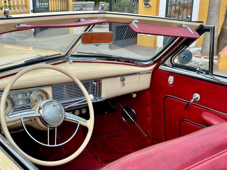 Afbeelding 2/8 van Packard Super Eight Convertible (1948)