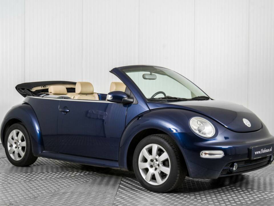 Immagine 5/50 di Volkswagen New Beetle 1.6 (2004)