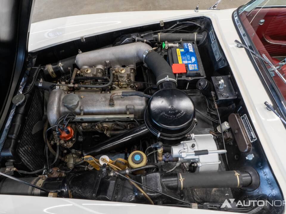 Imagen 22/74 de Mercedes-Benz 190 SL (1959)