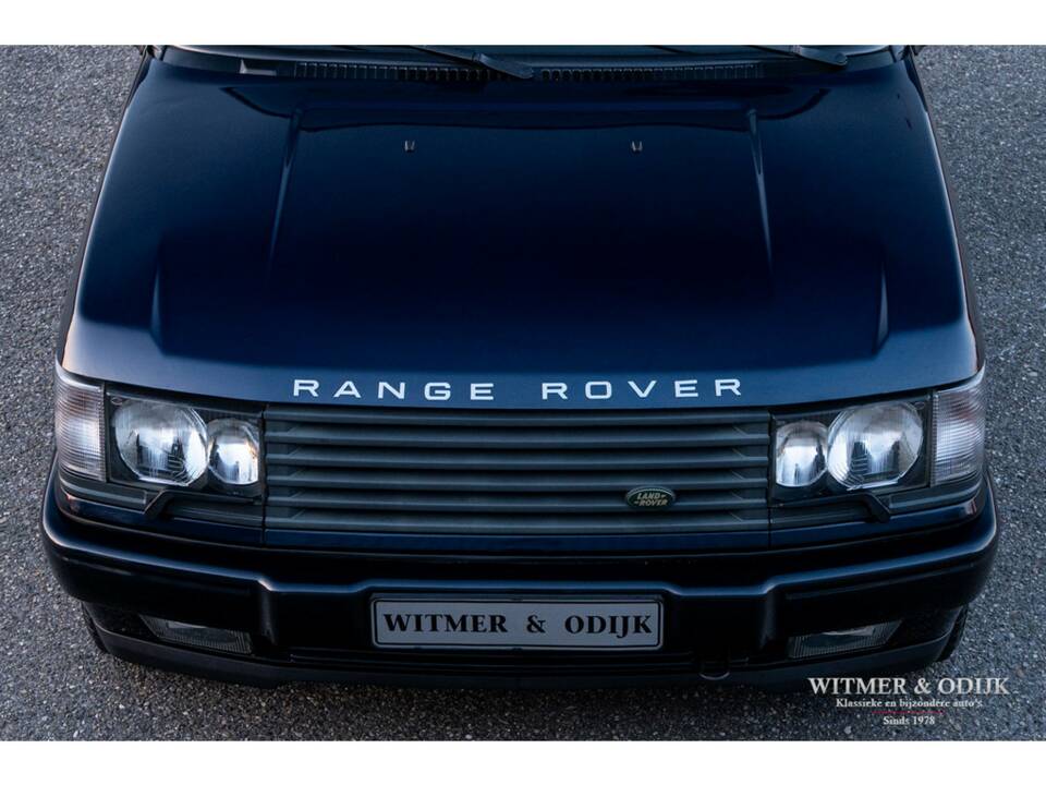 Bild 13/28 von Land Rover Range Rover 4.6 HSE (2000)