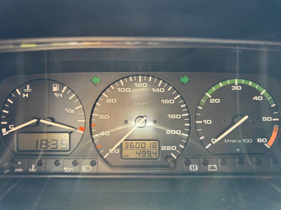 Immagine 33/36 di Volkswagen T4 Multivan 2.5 Syncro (1994)