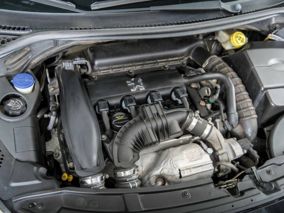 Image 39/50 de Peugeot 207 CC 1.6 VTi (2008)