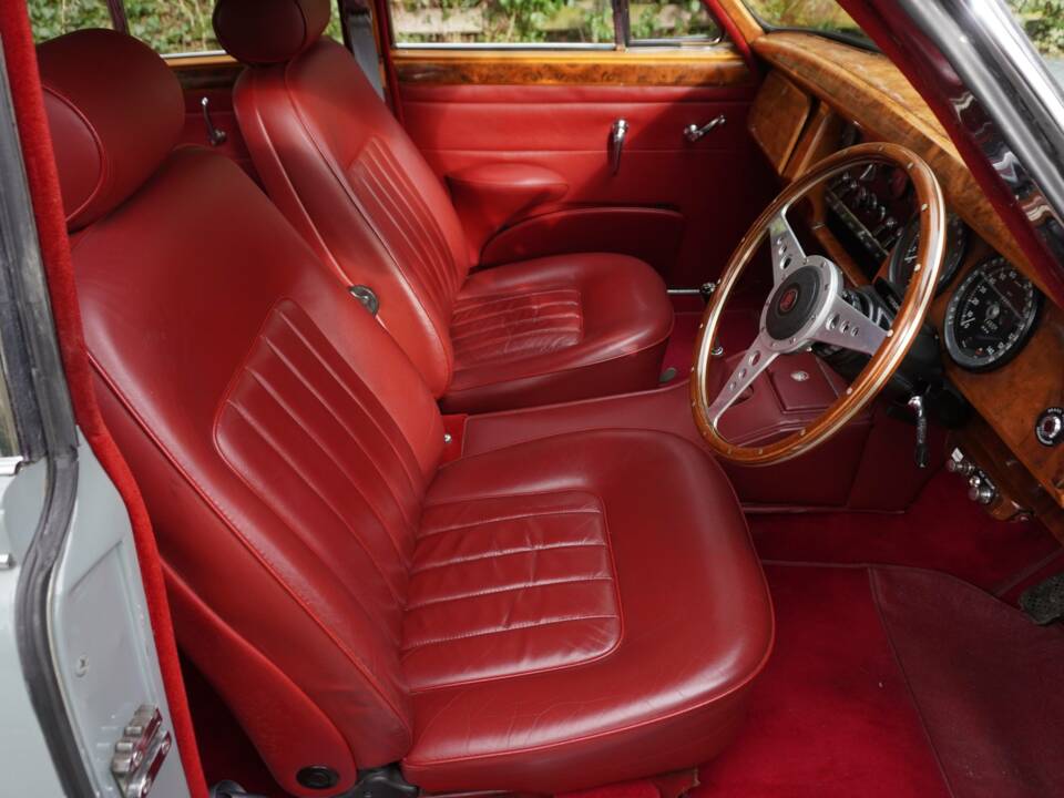 Immagine 9/17 di Jaguar Mk II 3.8 (1959)