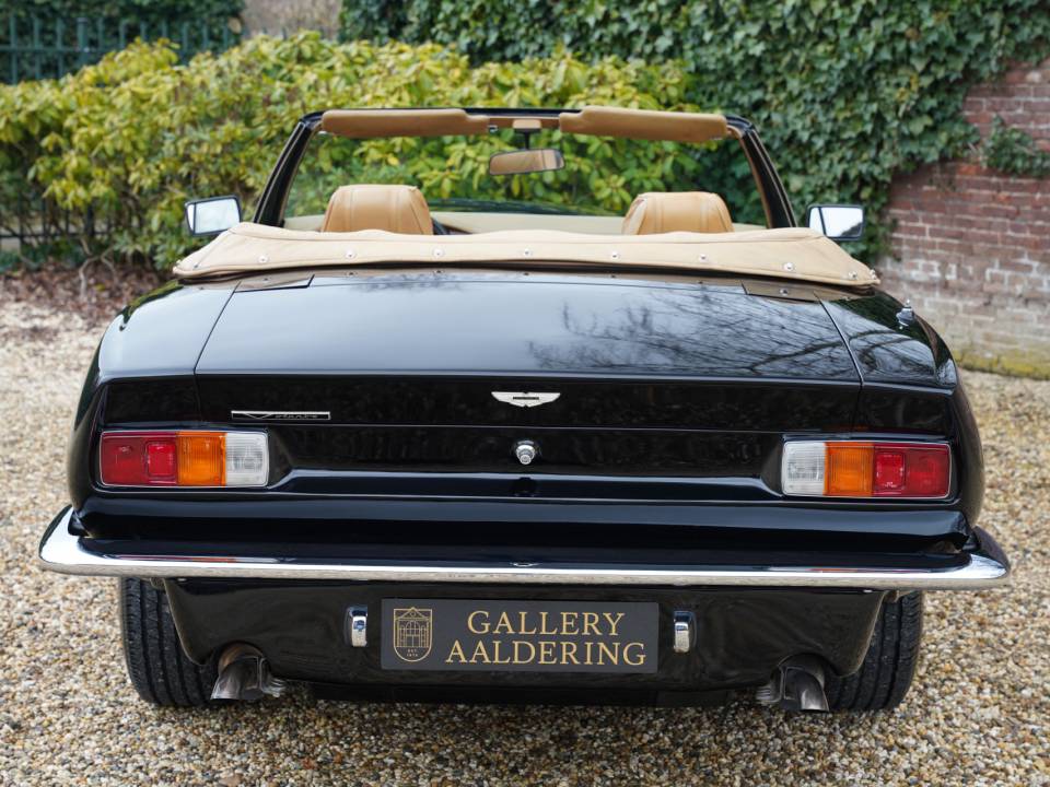 Image 5/50 of Aston Martin V8 Volante (1982)