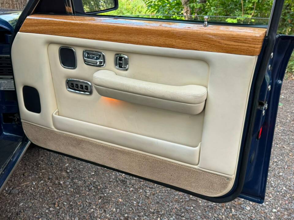 Image 7/46 of Rolls-Royce Silver Spirit III (1996)