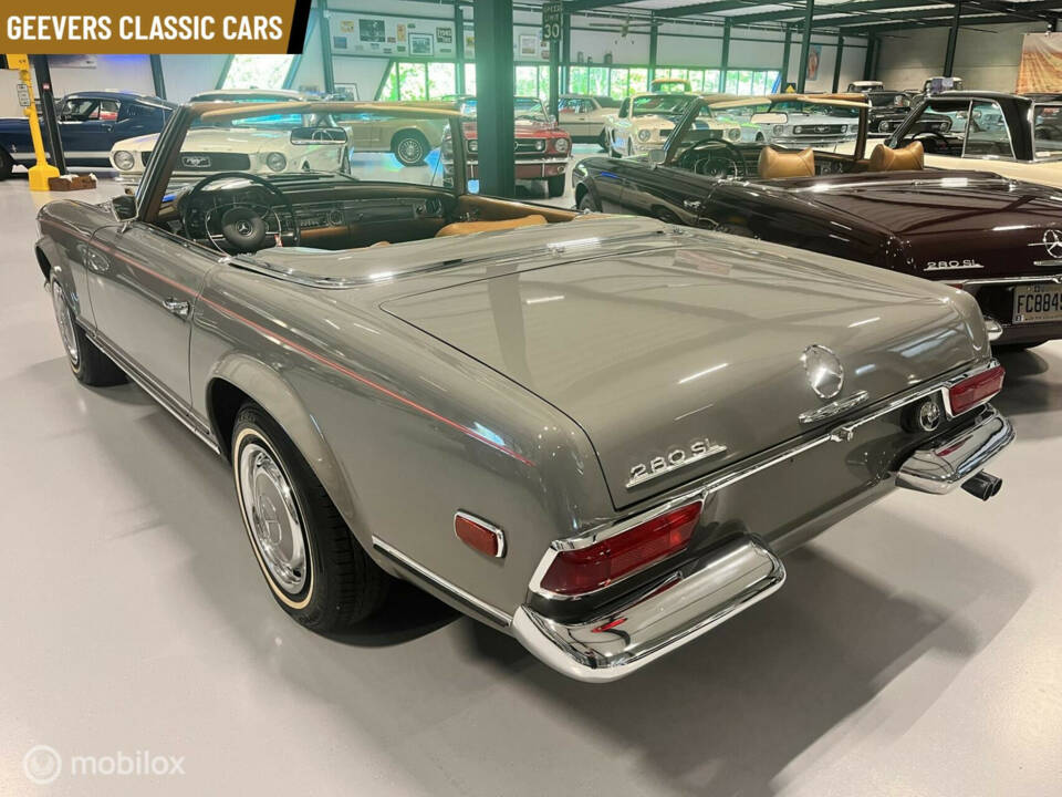 Immagine 4/33 di Mercedes-Benz 280 SL (1968)