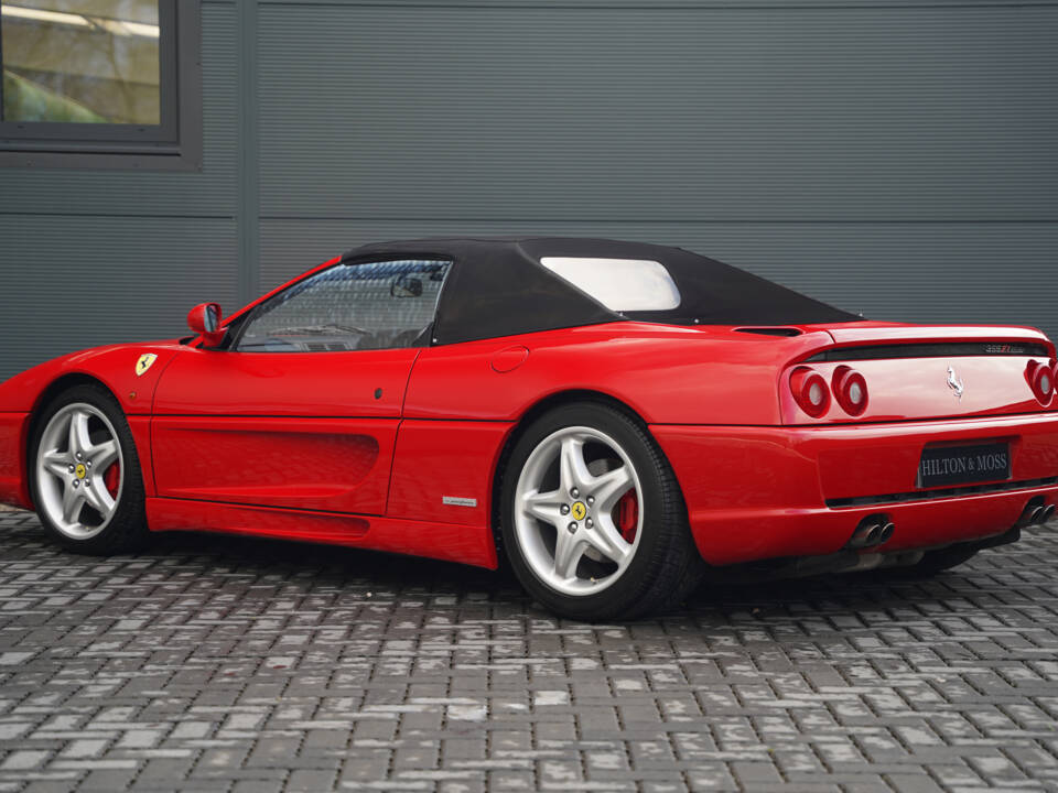 Image 31/50 of Ferrari F 355 Spider (1999)