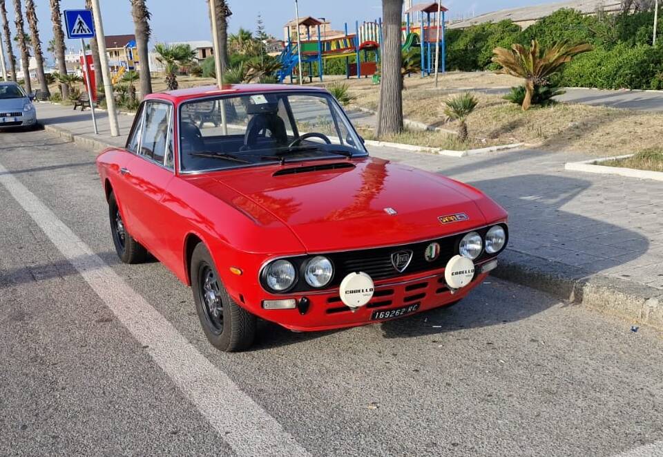 Image 1/5 de Lancia Fulvia Safari (1975)