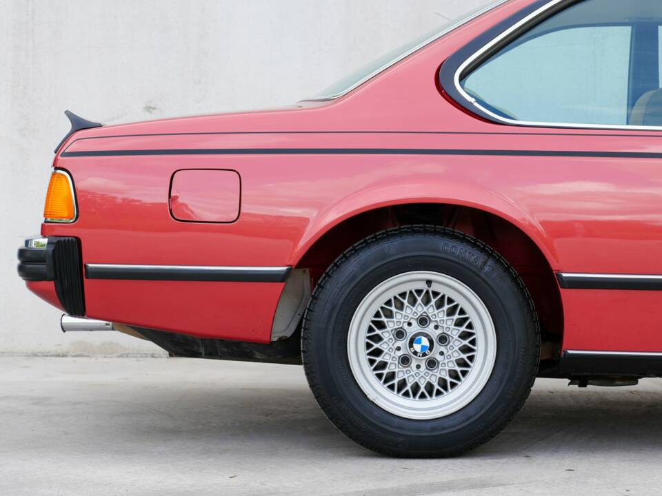 Image 9/44 of BMW 635 CSi (1981)