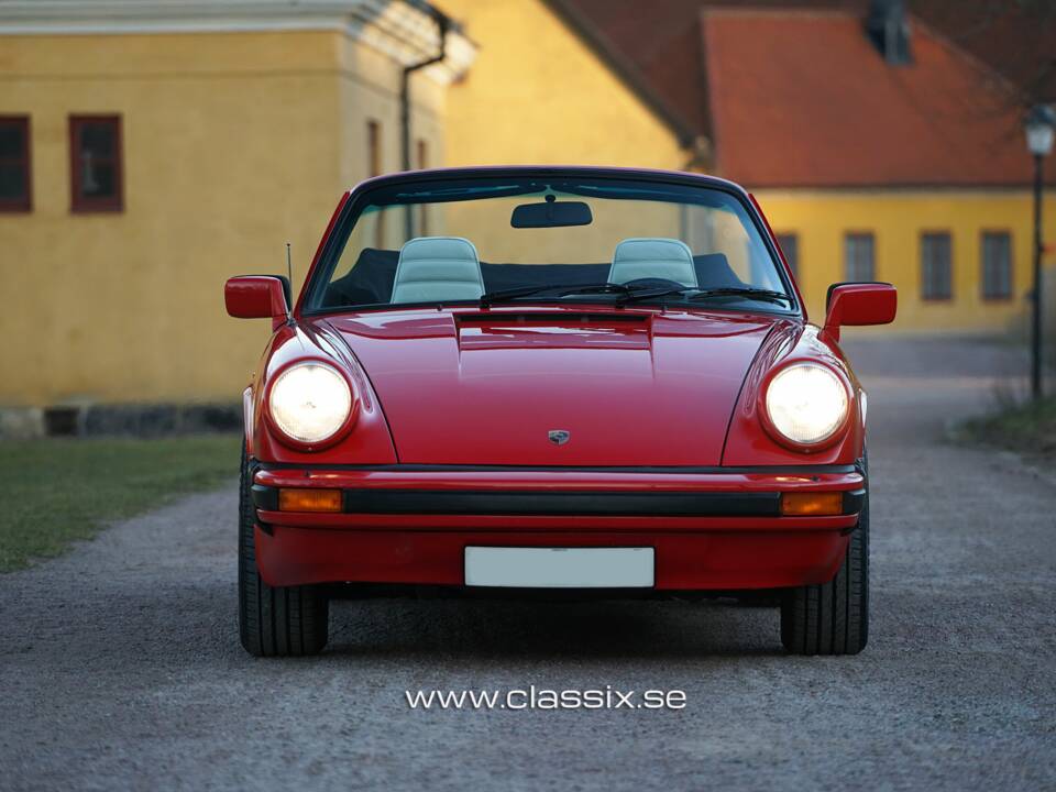 Afbeelding 6/26 van Porsche 911 SC 3.0 (1983)