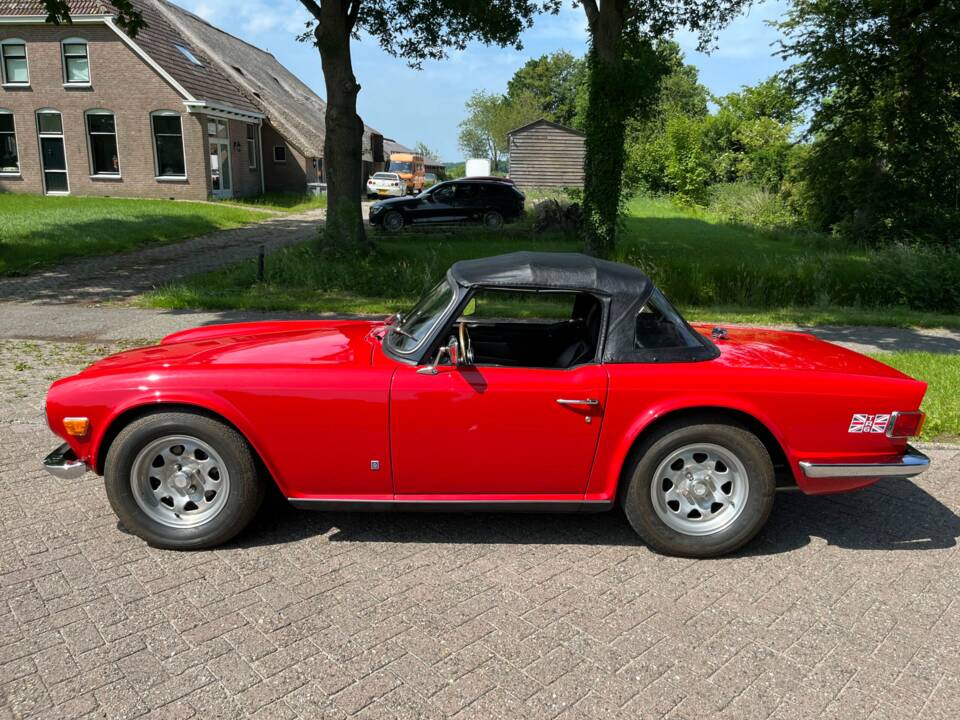 Immagine 4/8 di Triumph TR 6 (1971)