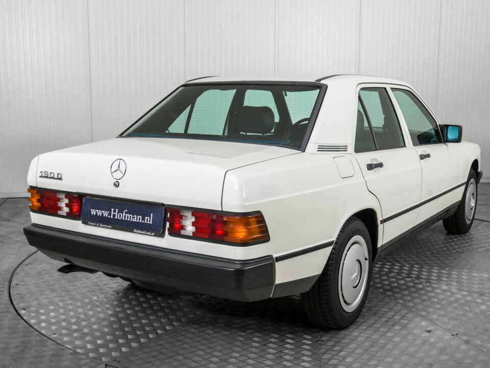 Image 24/50 de Mercedes-Benz 190 D (1985)