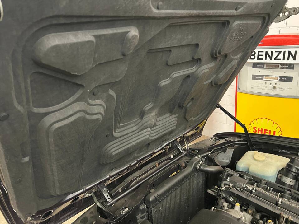 Image 5/20 of BMW M3 (1989)