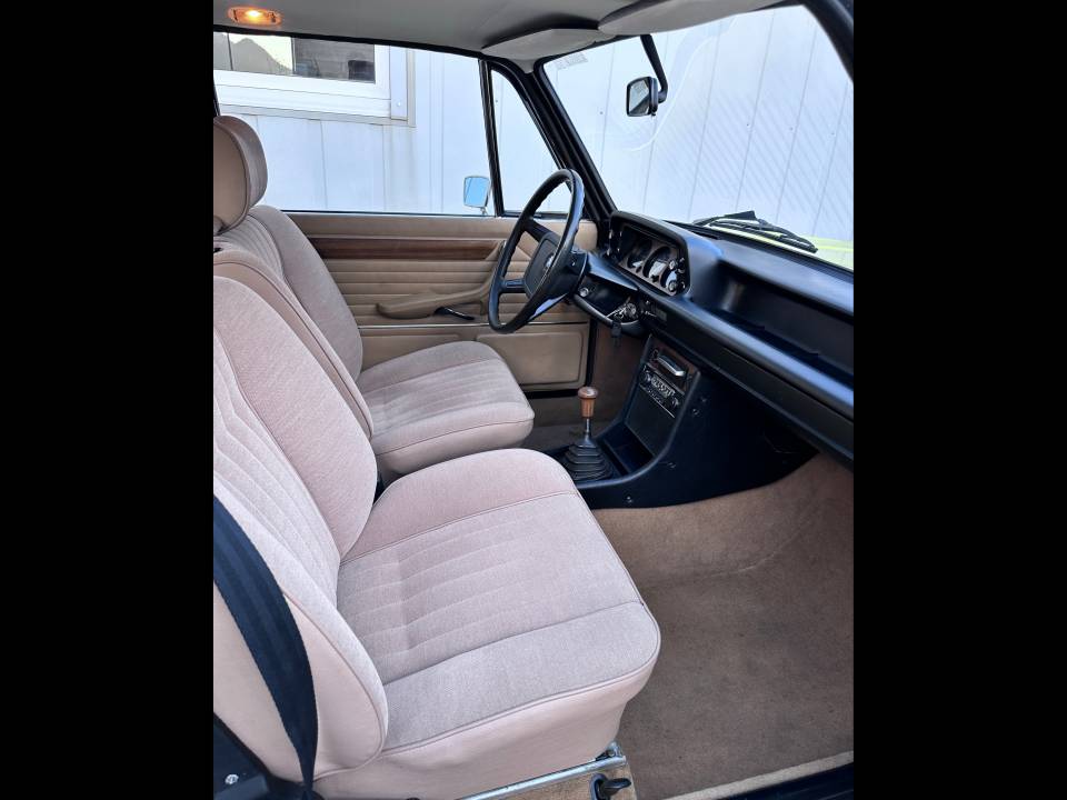 Image 29/39 de BMW 2002 (1974)
