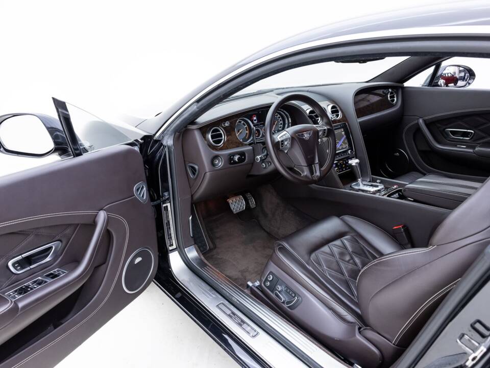 Image 14/26 of Bentley Continental GT (2012)