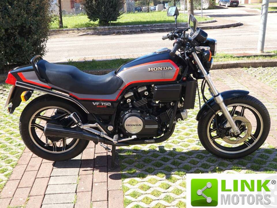Image 5/10 of Honda DUMMY (1985)