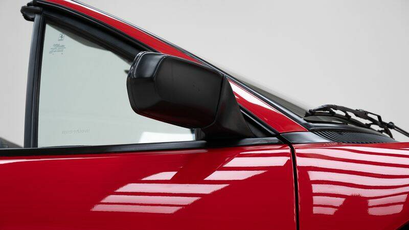 Image 14/15 of Ferrari Mondial T (1991)