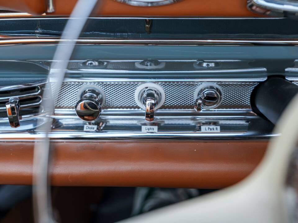 Image 23/33 de Mercedes-Benz 300 SL Roadster (1957)
