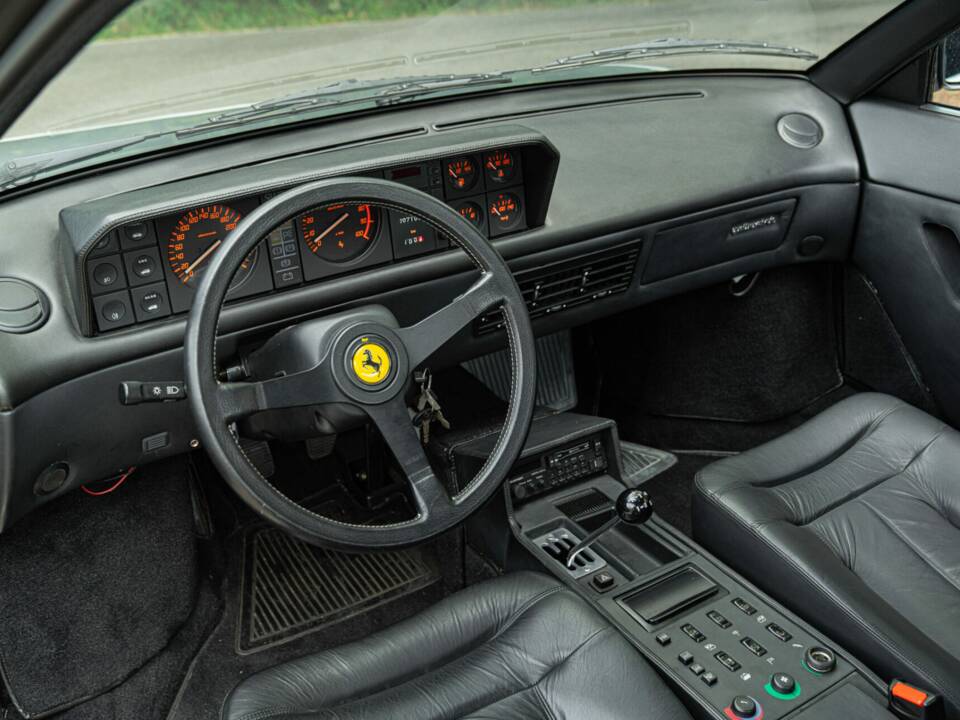 Obraz 42/50 pojazdu Ferrari Mondial 3.2 (1987)