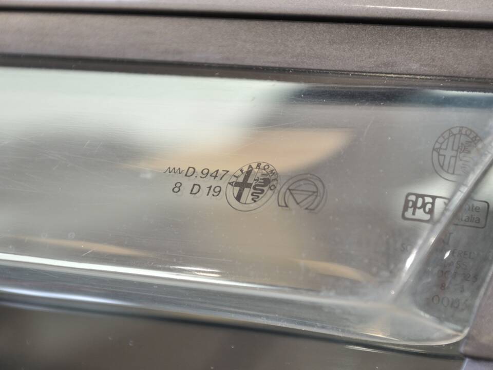 Bild 14/34 von Alfa Romeo 75 2.0 Twin Spark (1988)