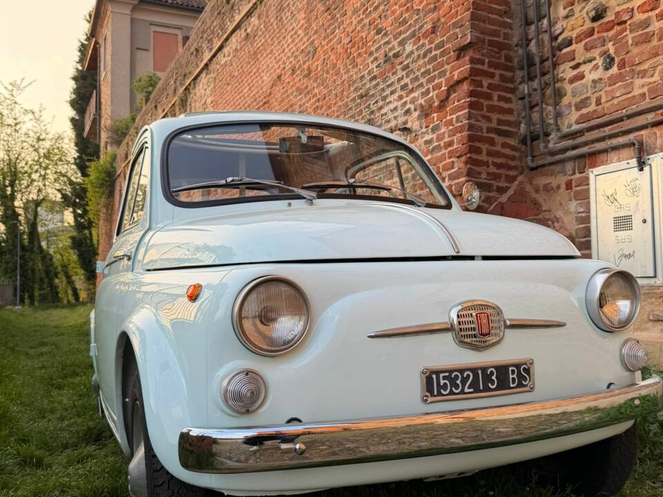 Image 2/63 de FIAT 500 D (1964)