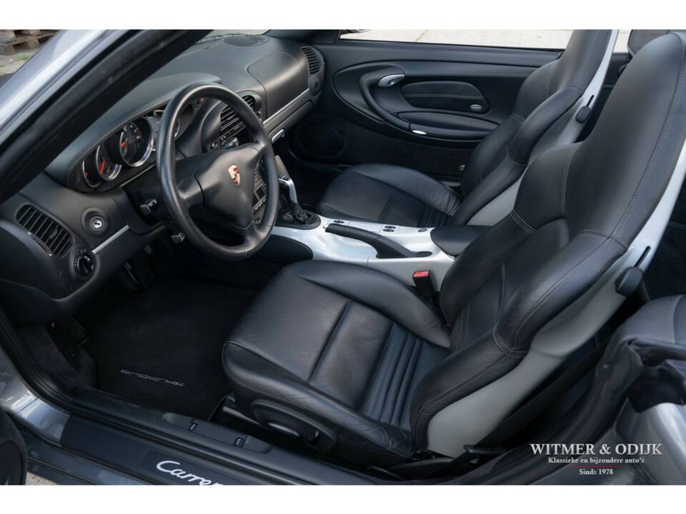 Bild 9/30 von Porsche 911 Carrera (2003)