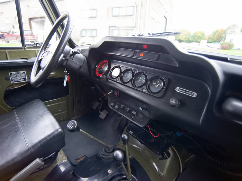 Image 19/35 of UAZ 31512 (2003)