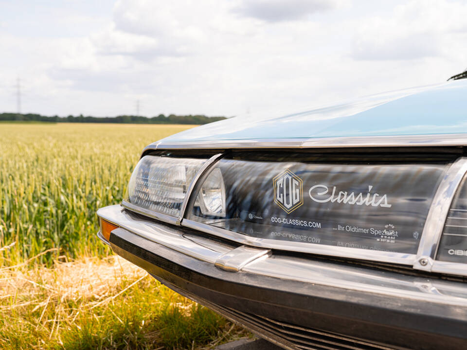 Image 14/57 of Citroën SM (1971)