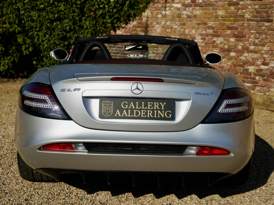 Image 17/50 of Mercedes-Benz SLR McLaren (2009)