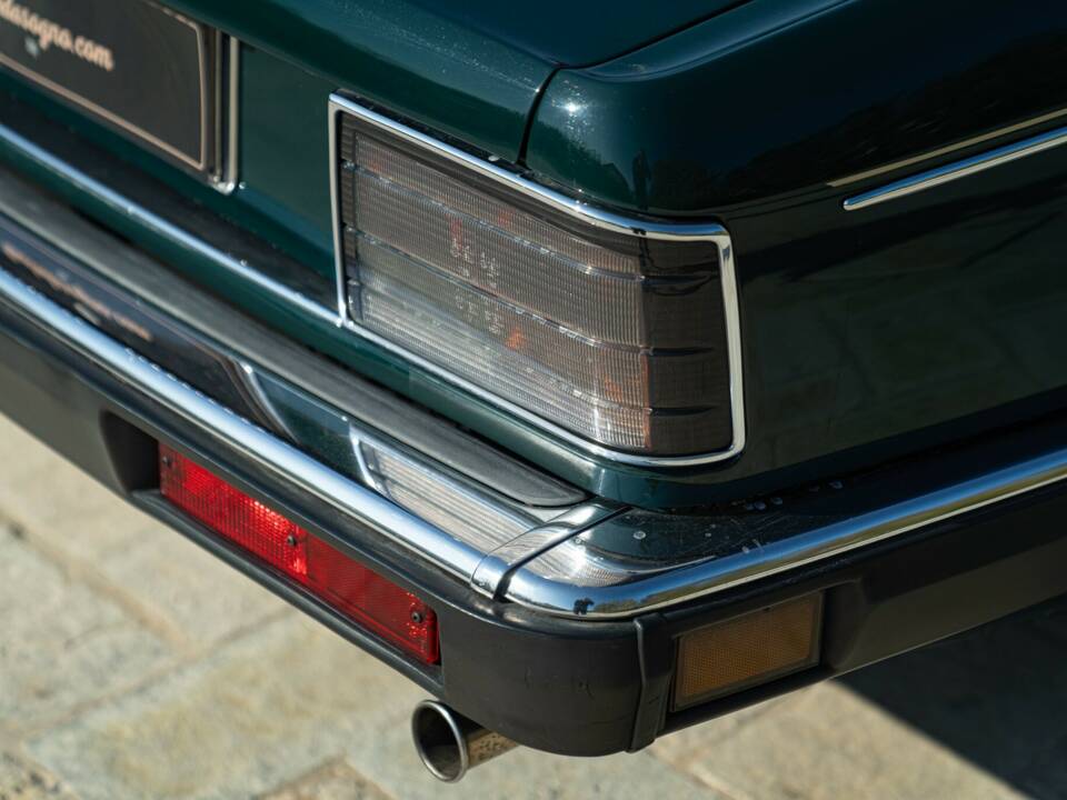 Afbeelding 33/50 van Daimler XJ 6 4.0 (1991)