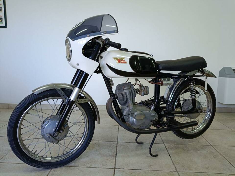 Immagine 21/26 di Moto Morini Corsaro 125 (1961)