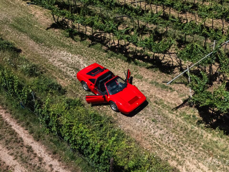 Image 11/73 of Ferrari 208 GTS Turbo (1989)