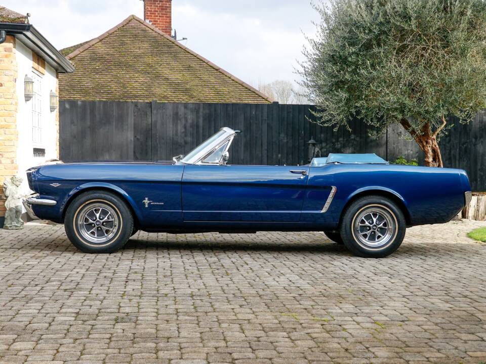 Afbeelding 2/40 van Ford Mustang 289 (1965)