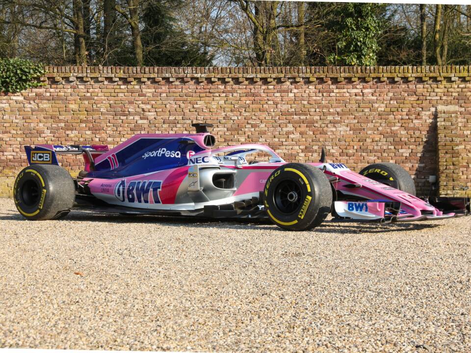 Image 27/48 of Force India VJM10 (2017)