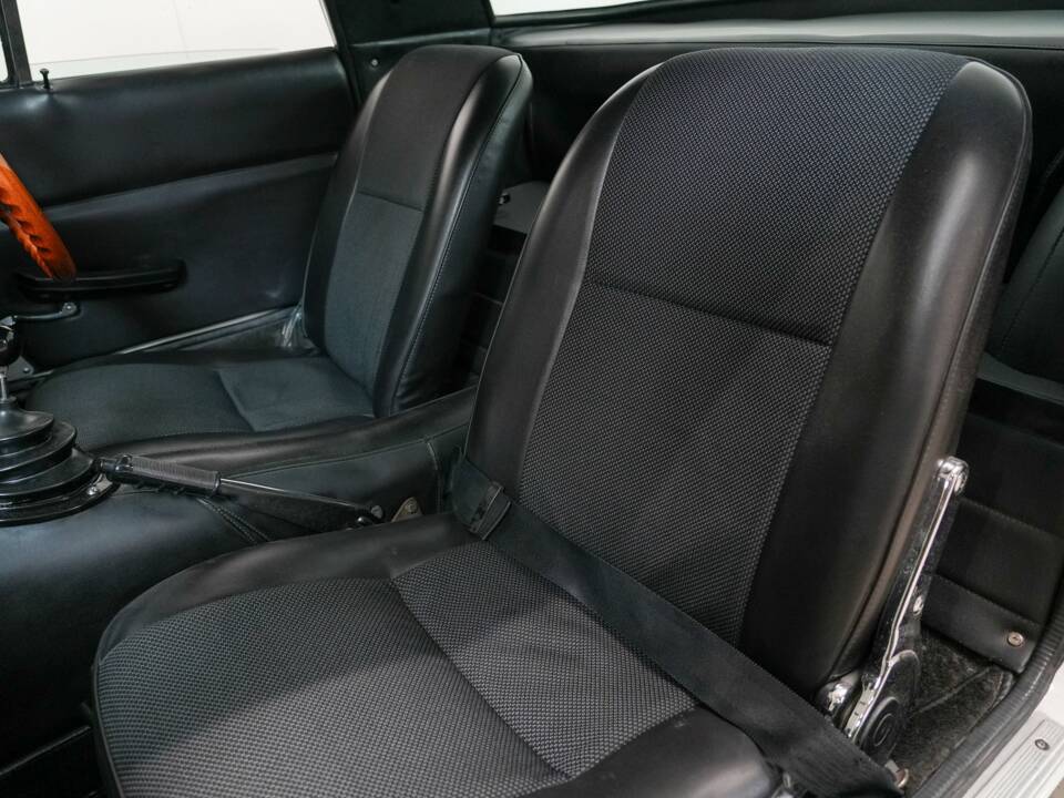 Immagine 3/29 di Mazda 110 S Cosmo Sport (1968)