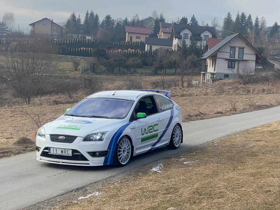 Immagine 1/17 di Ford Focus RS WRC (2007)