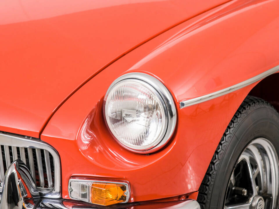 Imagen 18/50 de MG MGB GT (1975)