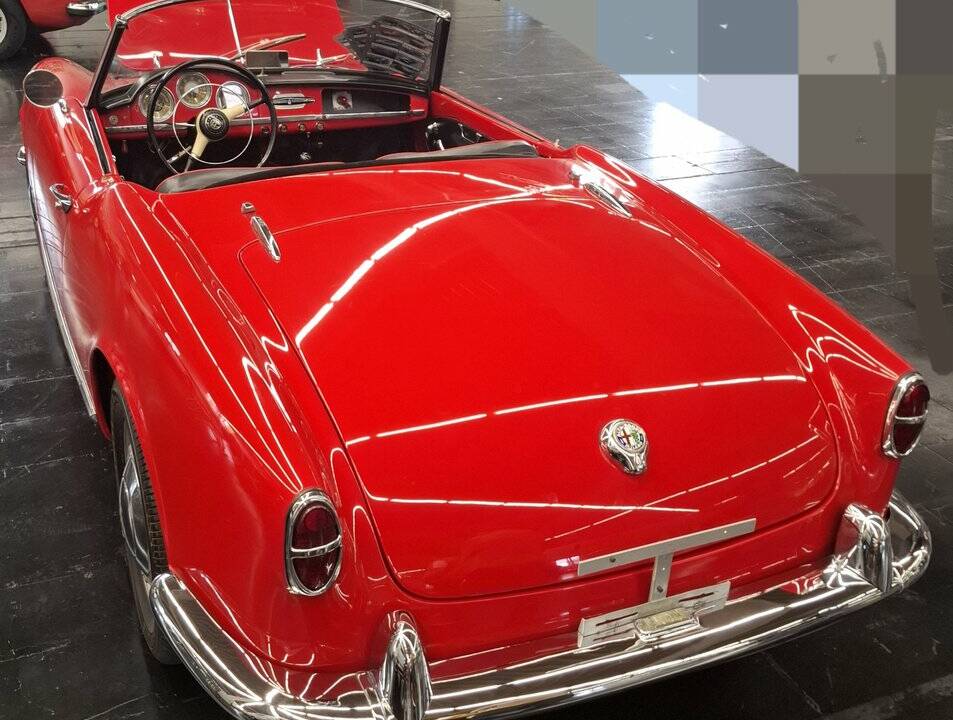 Image 7/8 de Alfa Romeo Giulietta Spider (1957)