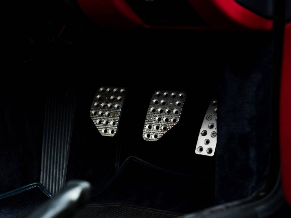 Bild 44/66 von Ferrari 550 Maranello (2000)