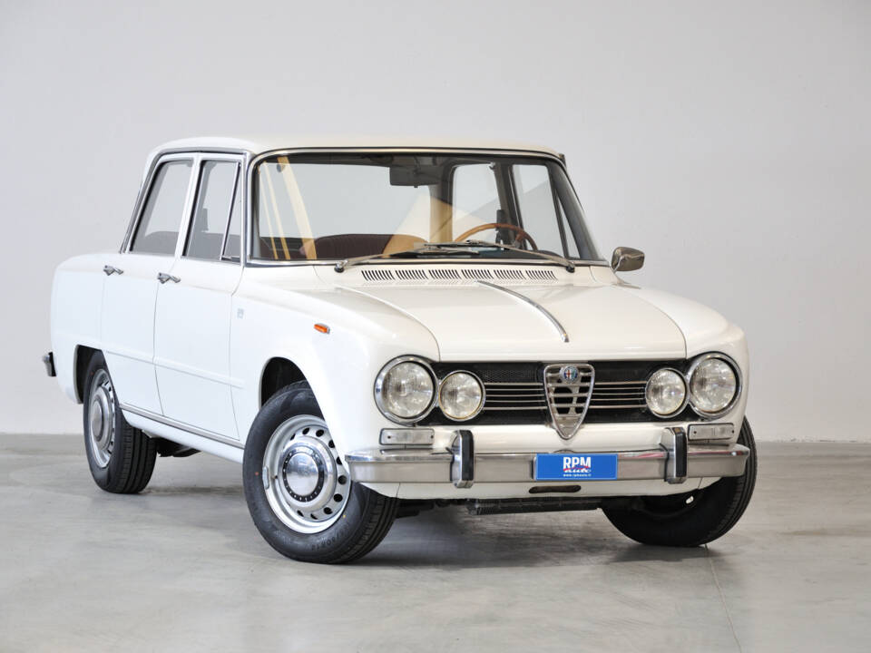 Image 1/63 of Alfa Romeo Giulia 1600 Super Biscione (1969)