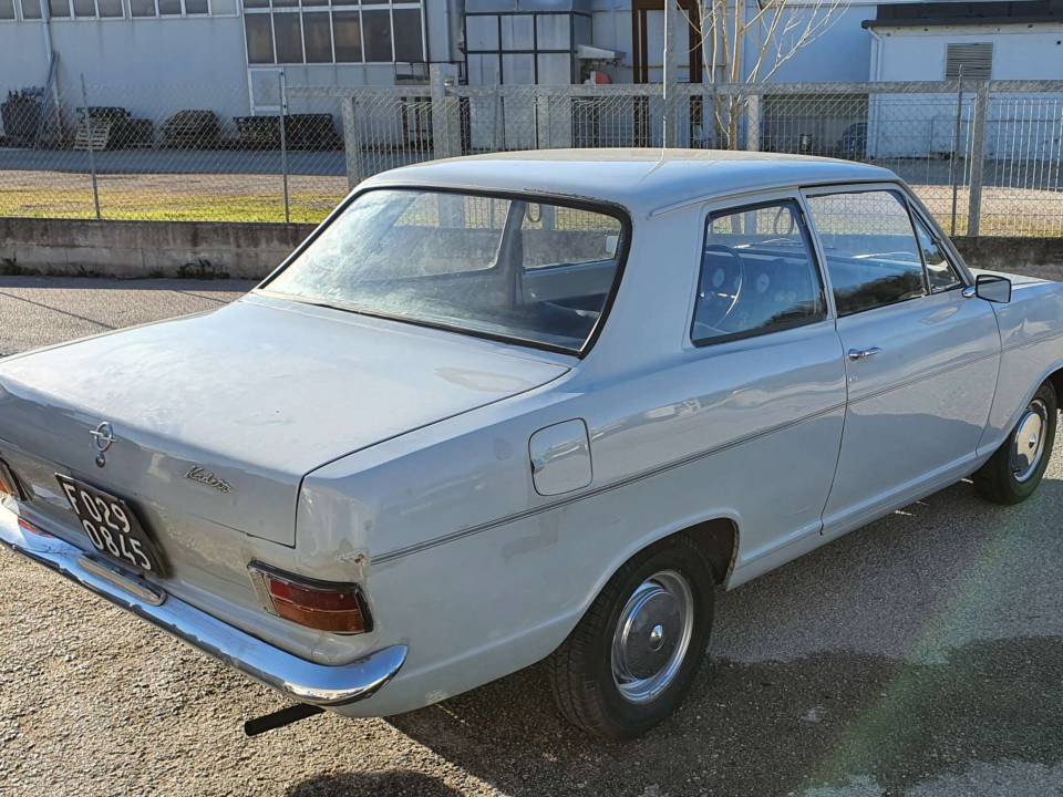 Image 9/37 of Opel Kadett 1,1 (1971)