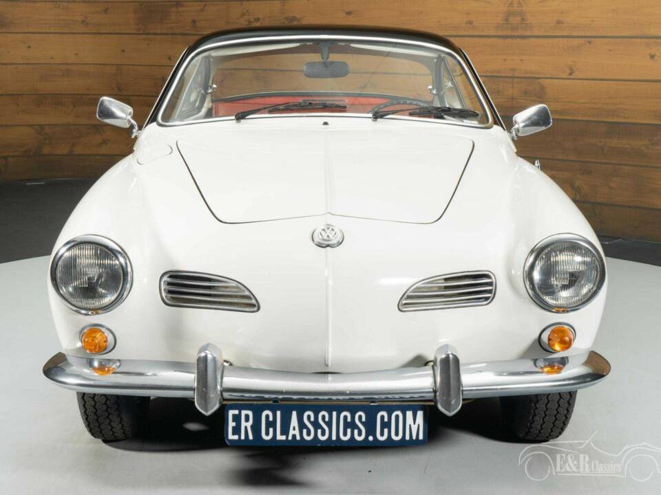 Image 24/29 of Volkswagen Karmann Ghia 1500 (1969)