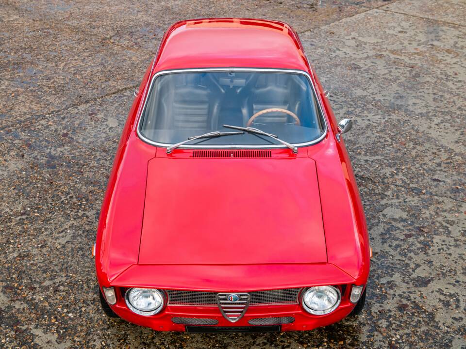 Image 8/31 of Alfa Romeo Giulia Sprint GTA (1966)